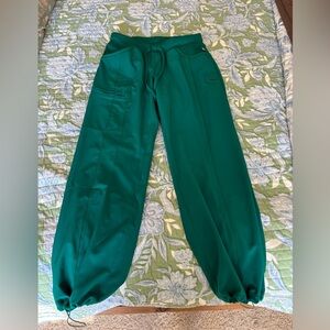 Women’s Infinity Straight Leg Green Scrub Pants Size Small Petite